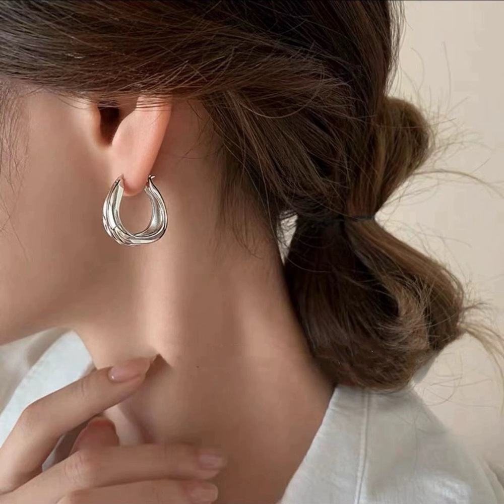 Minimalist S925 hoops simple basic earrings new one pair